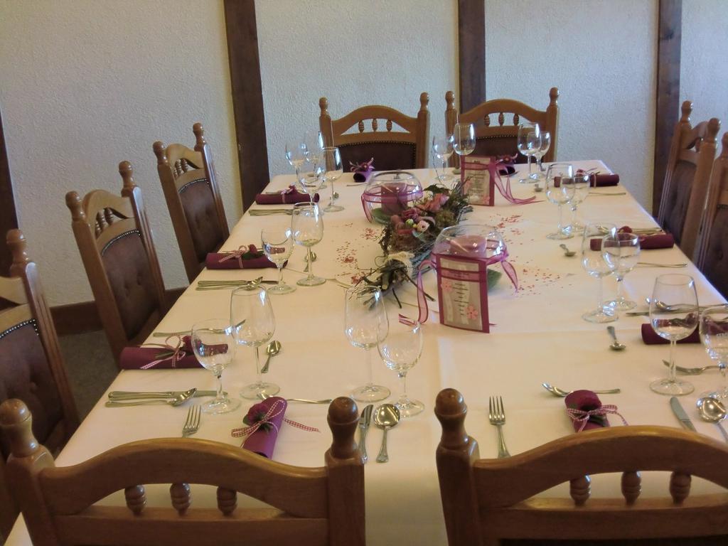 Hotel Hubertus Brome Екстериор снимка